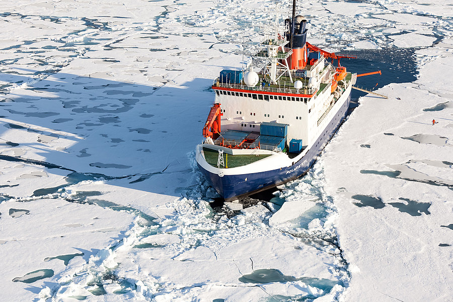 FS Polarstern in der Arktis. 
